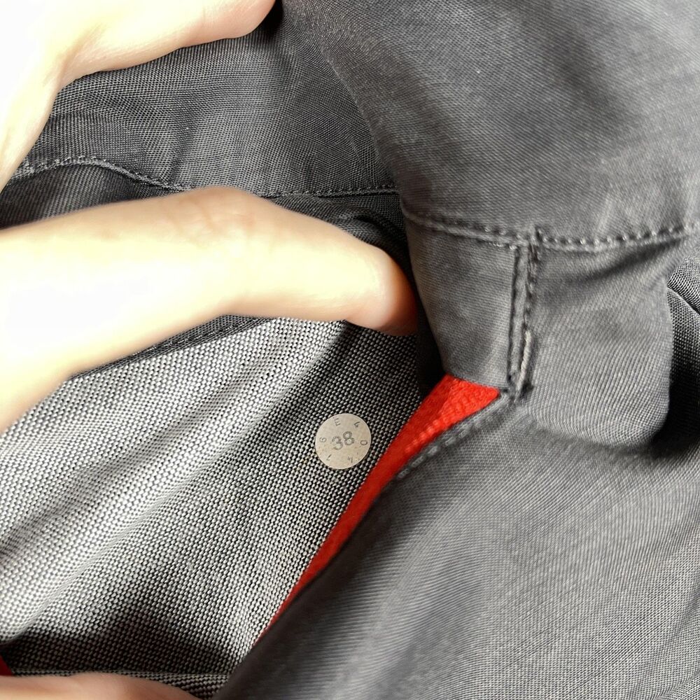 Lululemon Chino Pants Mens 38x29 Gray Slim Flat Front Tapered Pockets Logo Zip - Picture 2 of 11